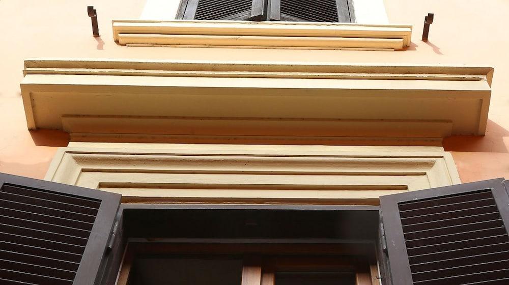 Hotel Santa Prassede Rome Bagian luar foto