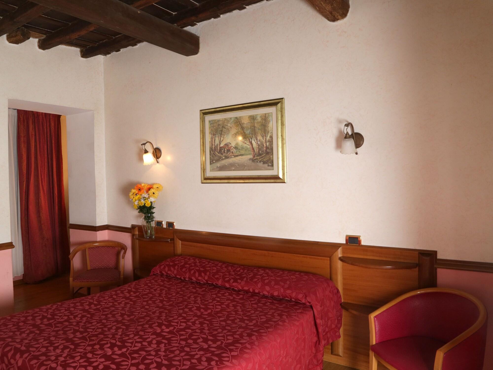 Hotel Santa Prassede Rome Bagian luar foto